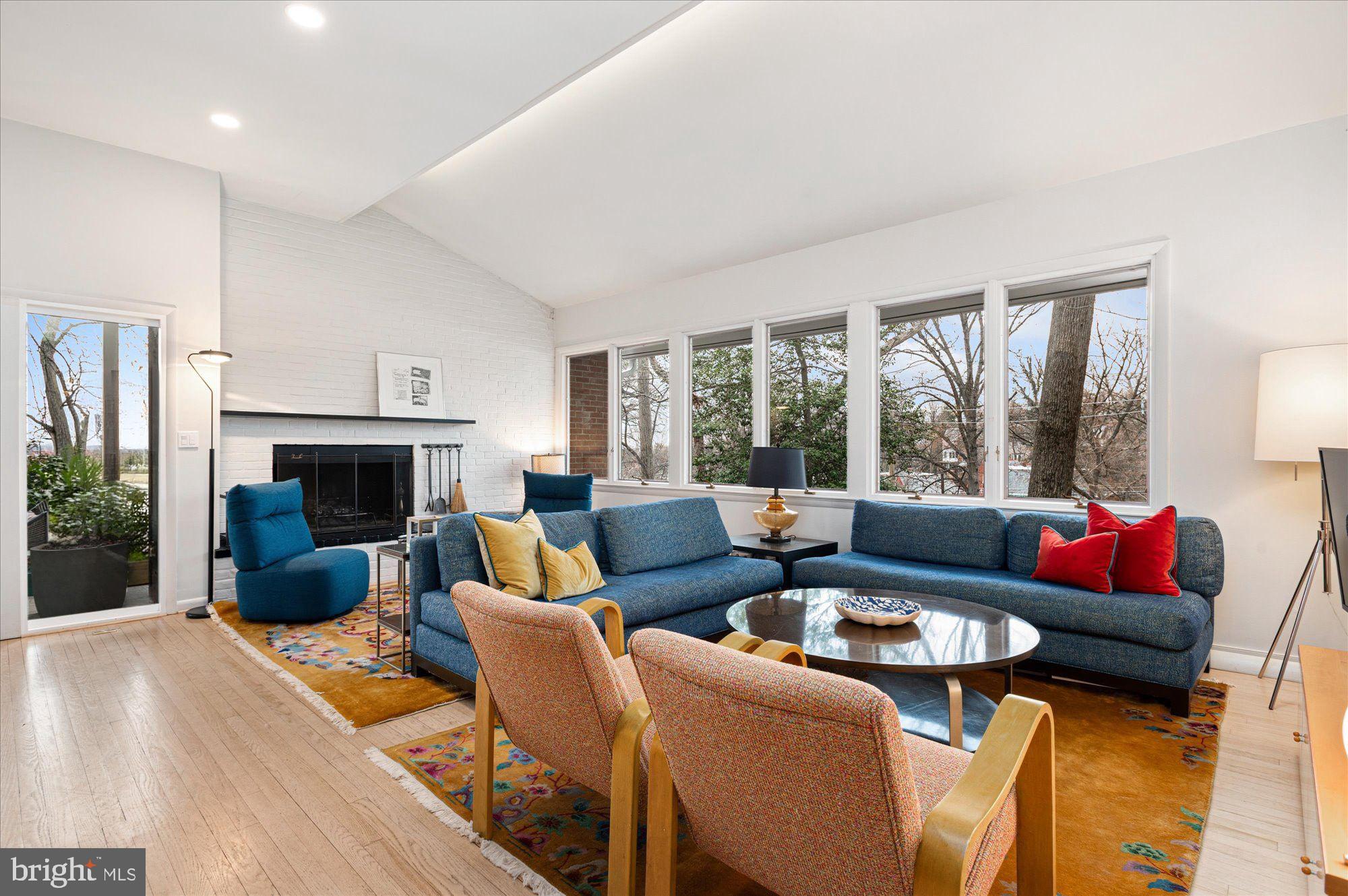 3211 Rowland Place Northwest Washington, DC 20008 - Photo 3 of 23