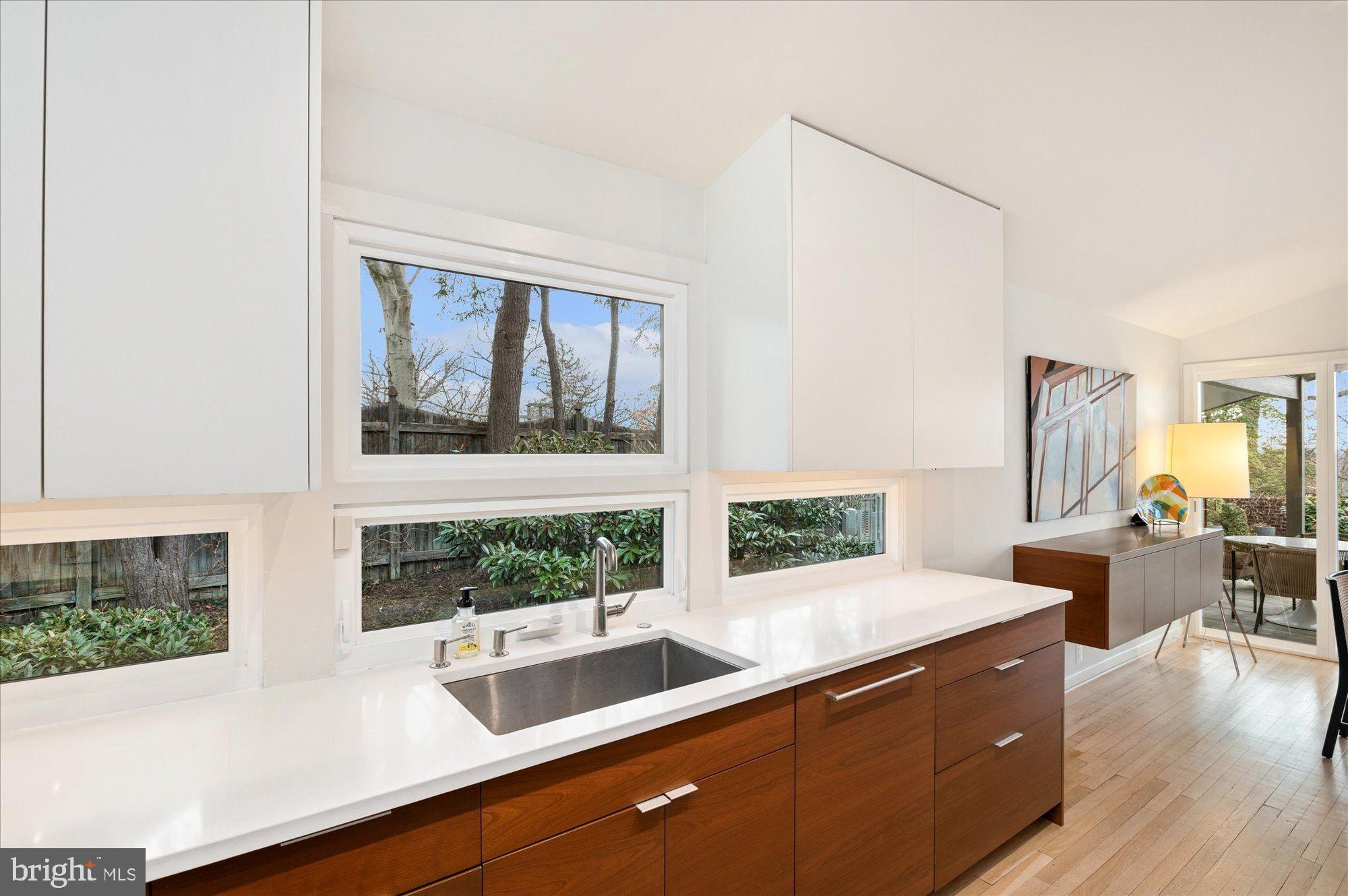 3211 Rowland Place Northwest Washington, DC 20008 - Photo 10 of 23