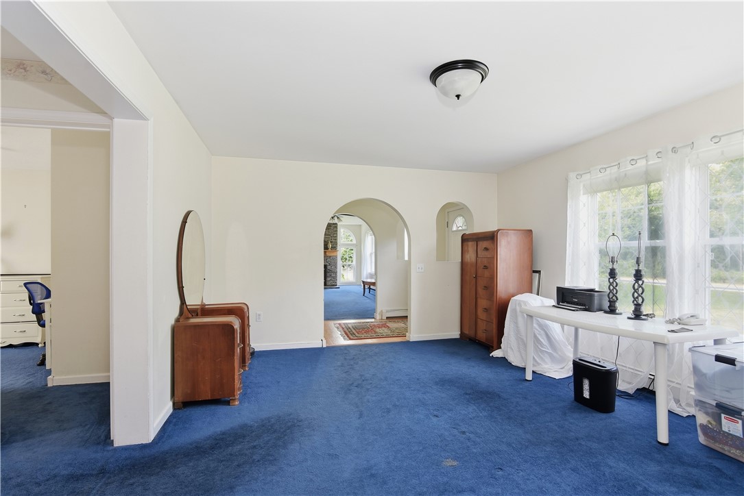 2037 Crandall Road Tiverton, RI 02878 - Photo 19 of 48 Gallery Image 19