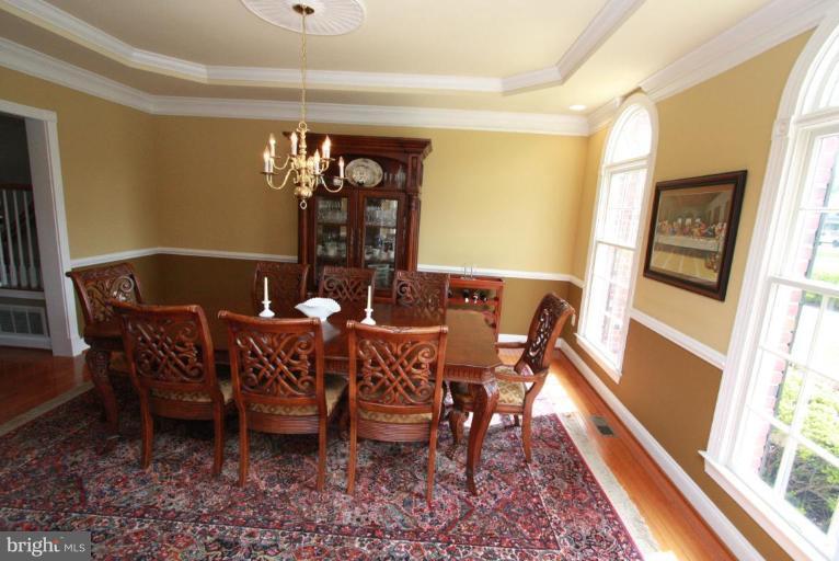12100 Sheets Farm Road North Potomac, MD 20878 - Photo 5 of 30 Dining Room #2