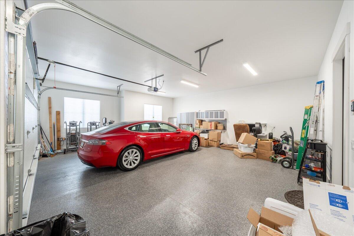 719 Scenario Street Washington, UT 84780 - Photo 53 of 72 Four car garage (2 and 2)