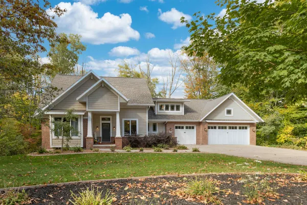 $839,900 | N1499 Forest Glen Drive, Greenville, WI 54942