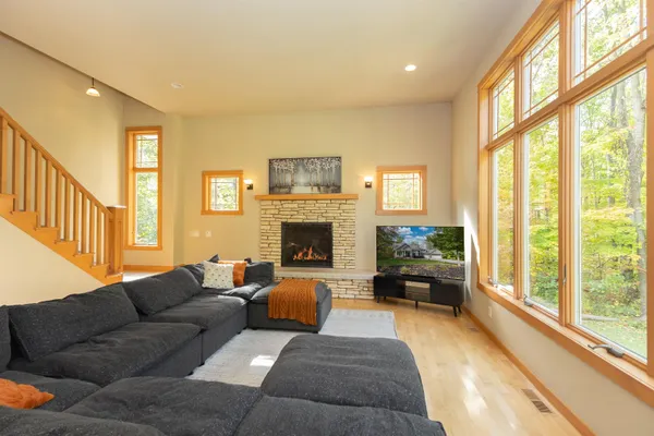 $839,900 | N1499 Forest Glen Drive, Greenville, WI 54942