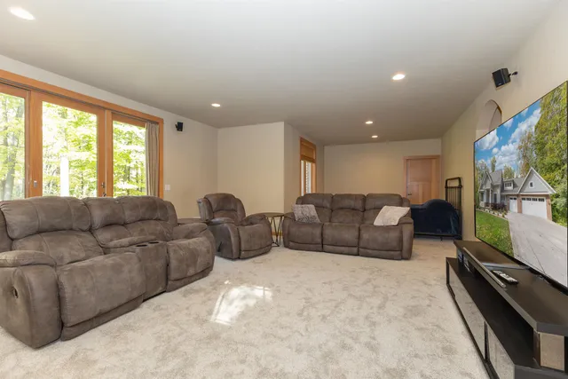 $839,900 | N1499 Forest Glen Drive, Greenville, WI 54942