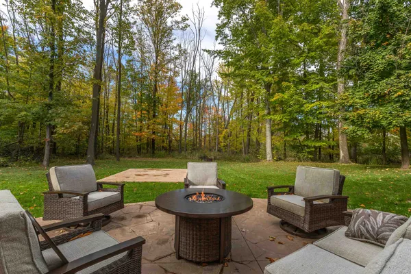 $839,900 | N1499 Forest Glen Drive, Greenville, WI 54942
