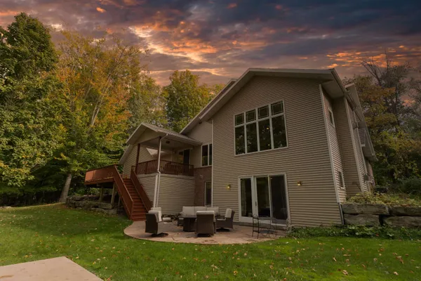 $839,900 | N1499 Forest Glen Drive, Greenville, WI 54942