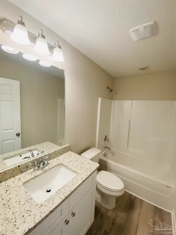 $1,900 | 2884 North 24th Avenue, Milton, FL 32583