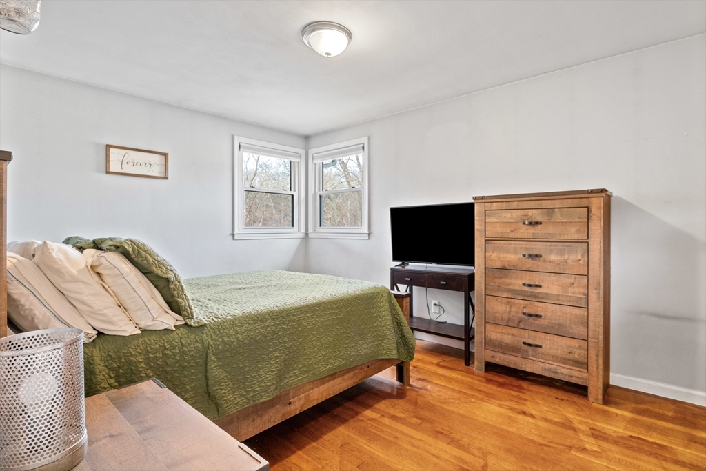 36 Dallas Street Worcester, MA 01604 - Photo 10 of 26 Gallery Image 10