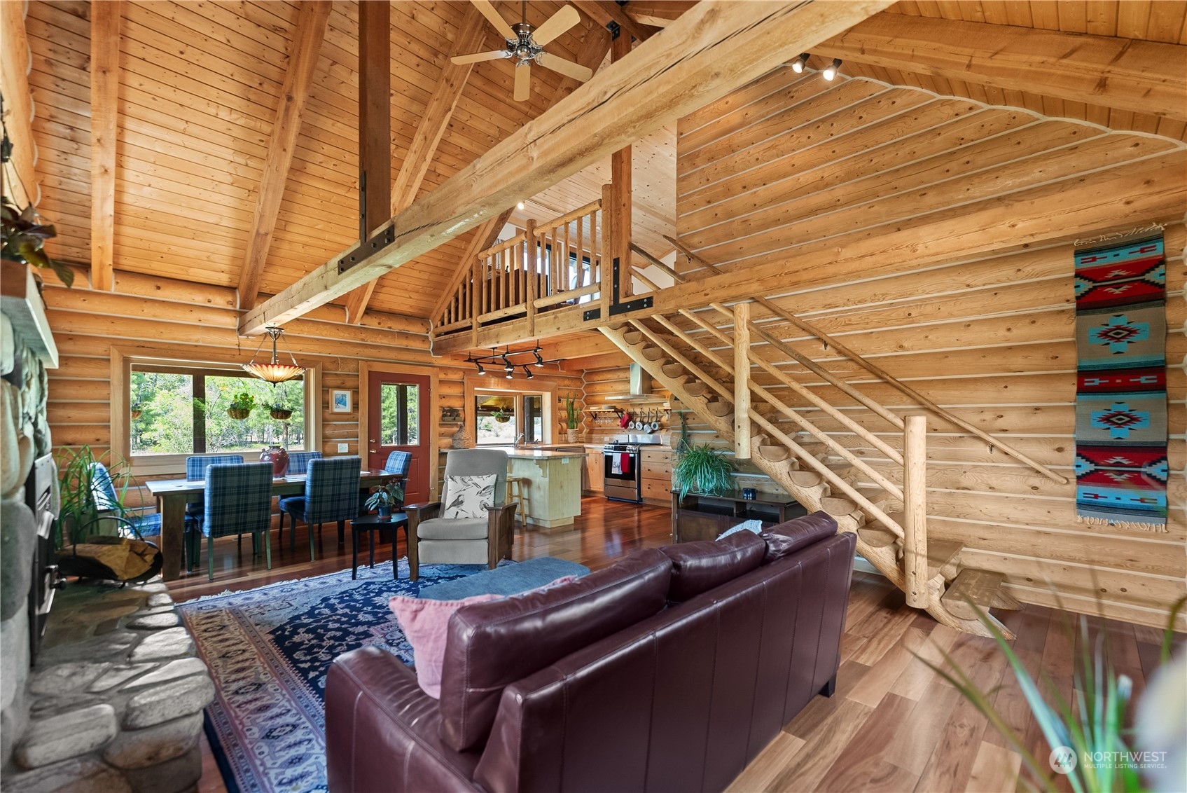 16 Lewisia Road Winthrop, WA 98862 - Photo 28 of 40 a view of living room with furniture