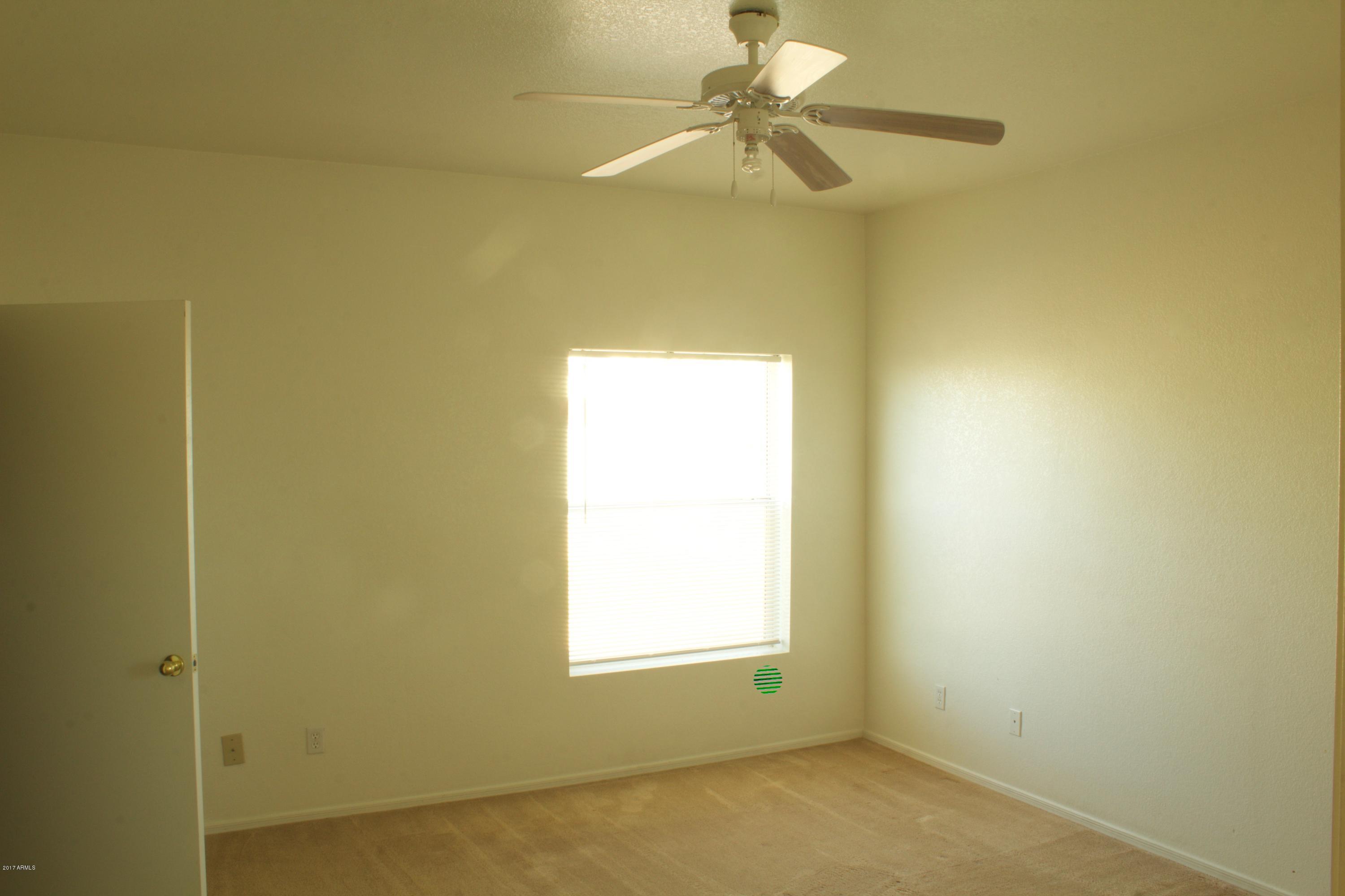 2750 East Chipman Road Phoenix, AZ 85040 - Photo 7 of 32 IMG_0008