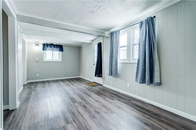 $1,300 | 1070 Gravel Road, Unit 4, Webster, NY 14580