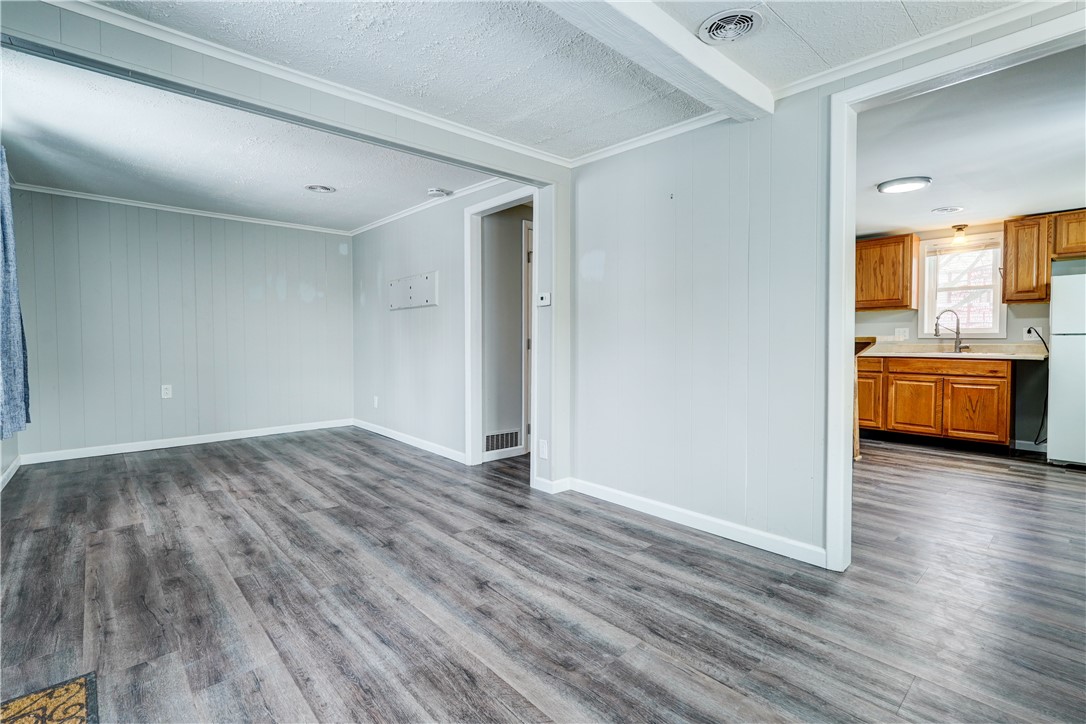 1070 Gravel Road, Unit 4 Webster, NY 14580 - Photo 9 of 25