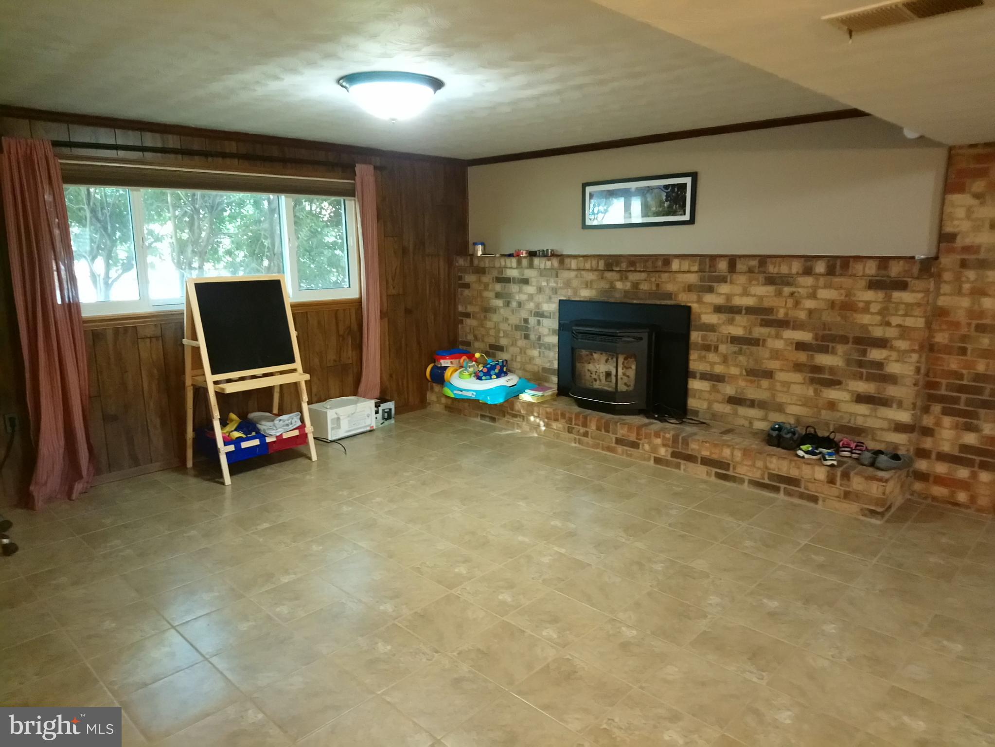 4520 Stratford Road Pomfret, MD 20675 - Photo 30 of 56 BIG Family room 24' x 15' 7" on lower level