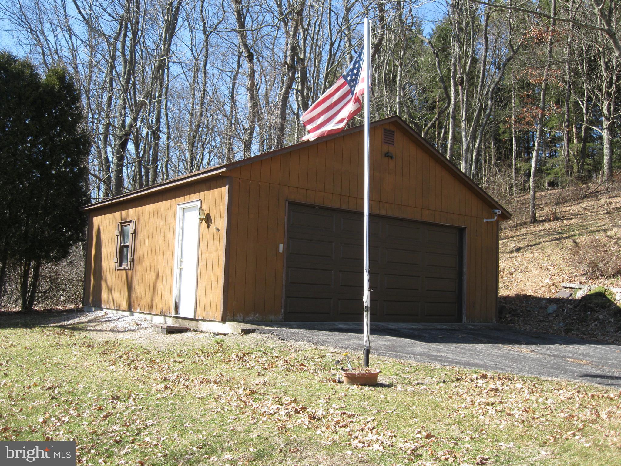 173 State Road Barnesville, PA 18214 - Photo 9 of 21 Gallery Image 9