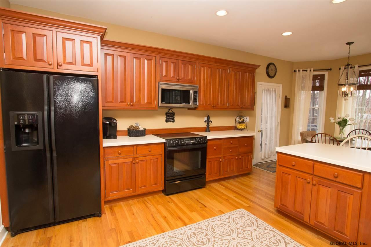 12 Danforth Road Halfmoon, NY 12118 - Photo 7 of 25 Photo 7