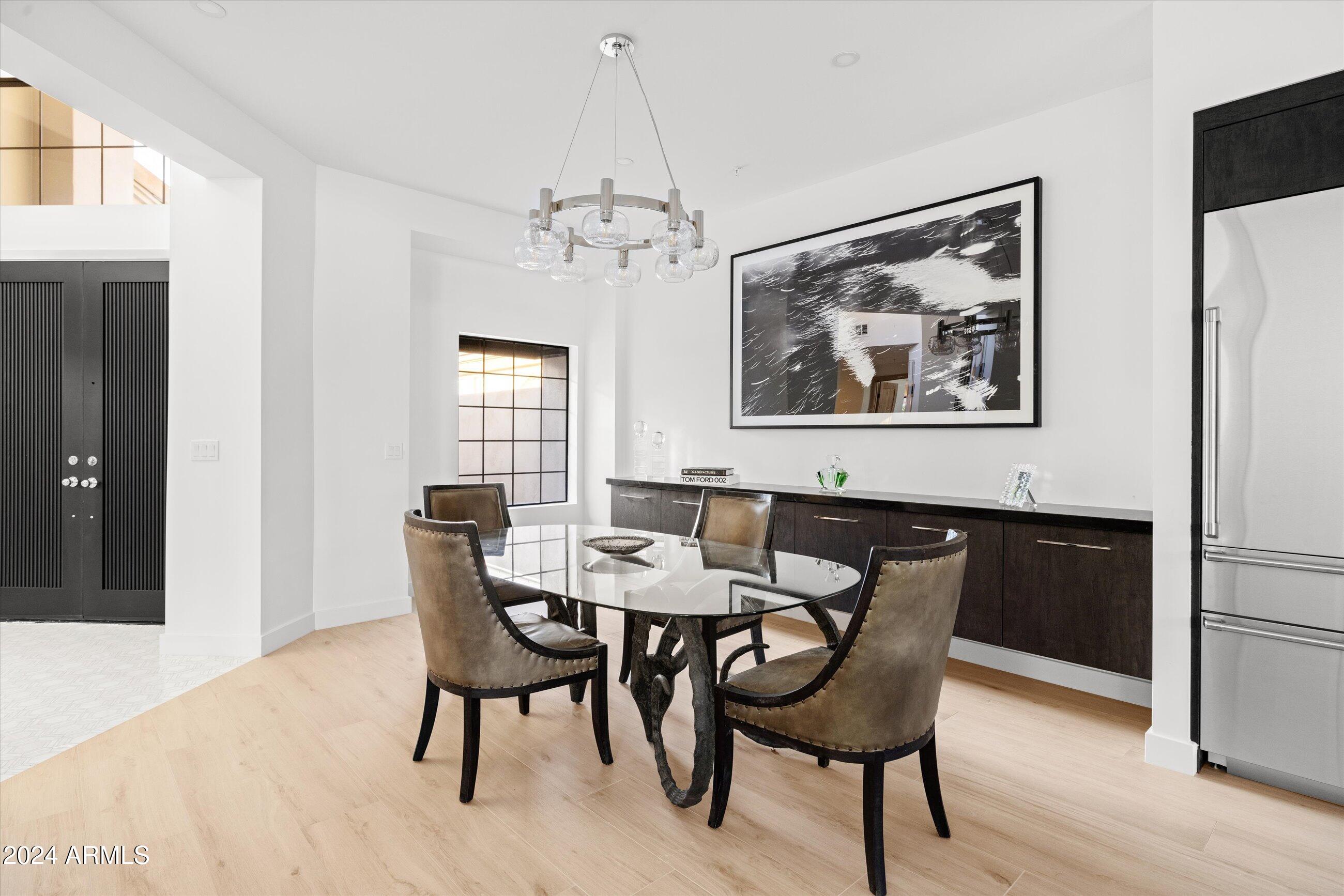 7705 East Doubletree Ranch Road, Unit 46 Scottsdale, AZ 85258 - Photo 14 of 52 SEP DINING AREA-NEW LIGHT FIXTURES