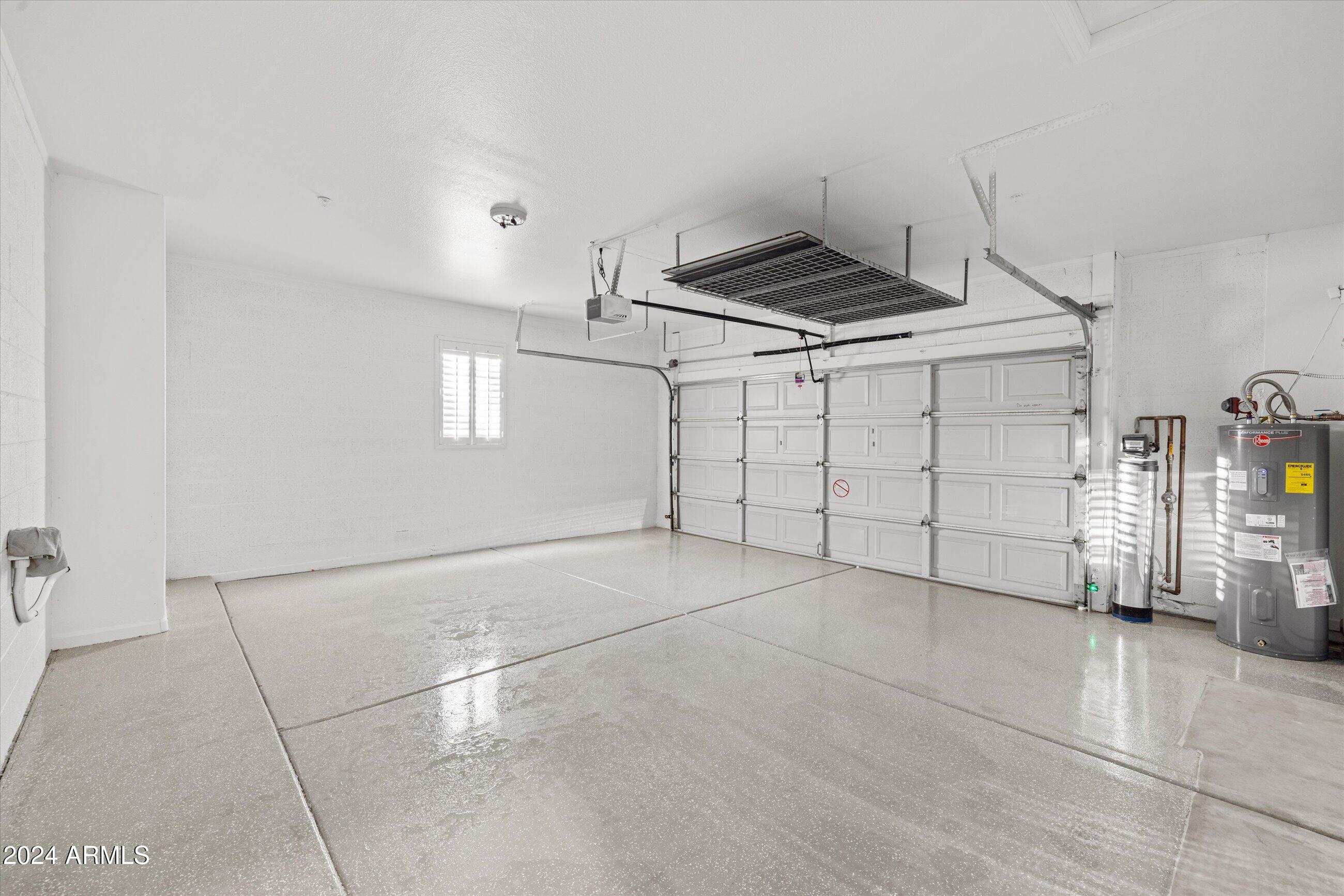 7705 East Doubletree Ranch Road, Unit 46 Scottsdale, AZ 85258 - Photo 32 of 52 2CGARGE W EPOXY FLOOR