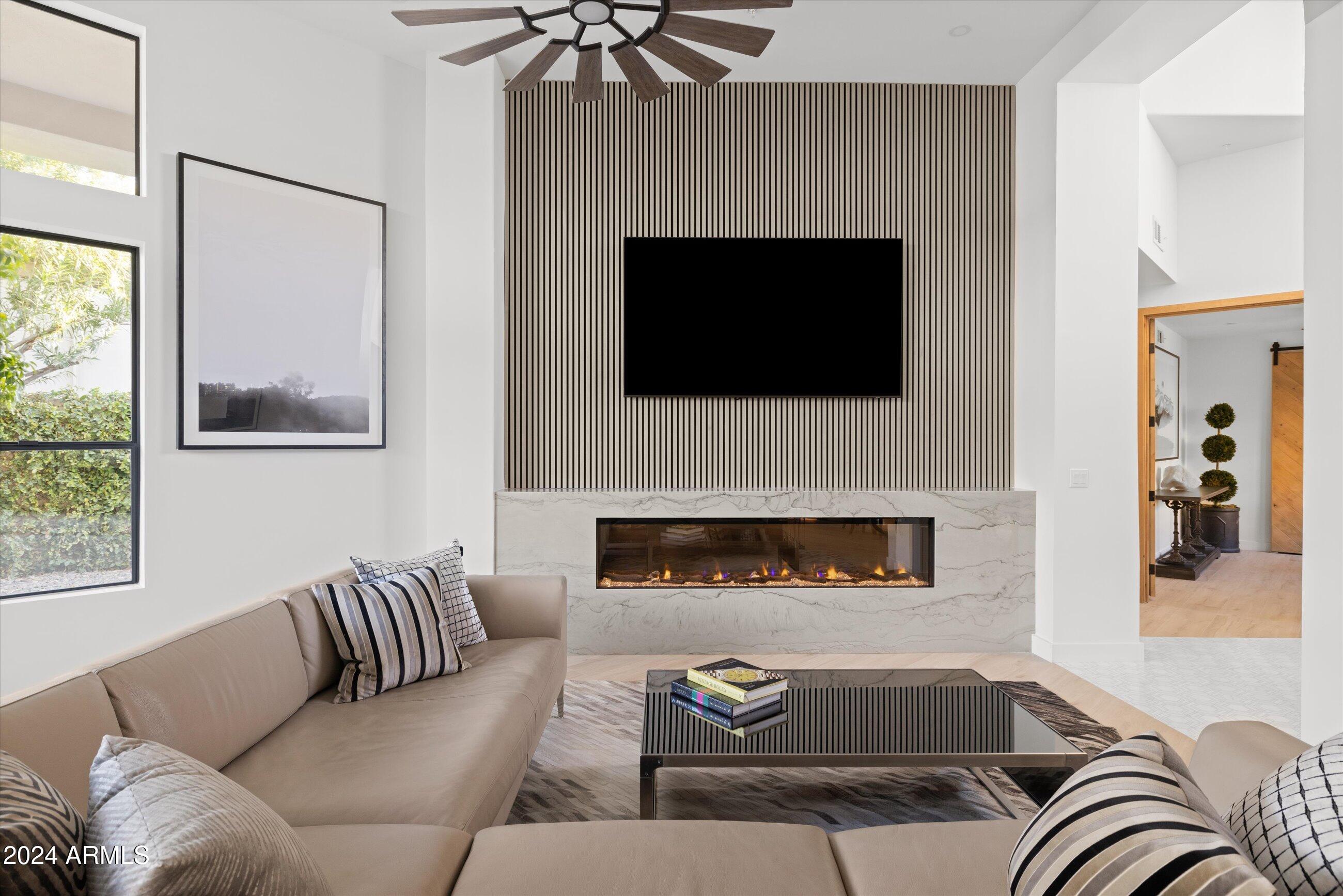 7705 East Doubletree Ranch Road, Unit 46 Scottsdale, AZ 85258 - Photo 5 of 52 DESIGNER WOOD WALL