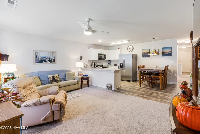 $245,000 | 101 Shamrock Drive Southwest, Sunset Beach, NC 28468