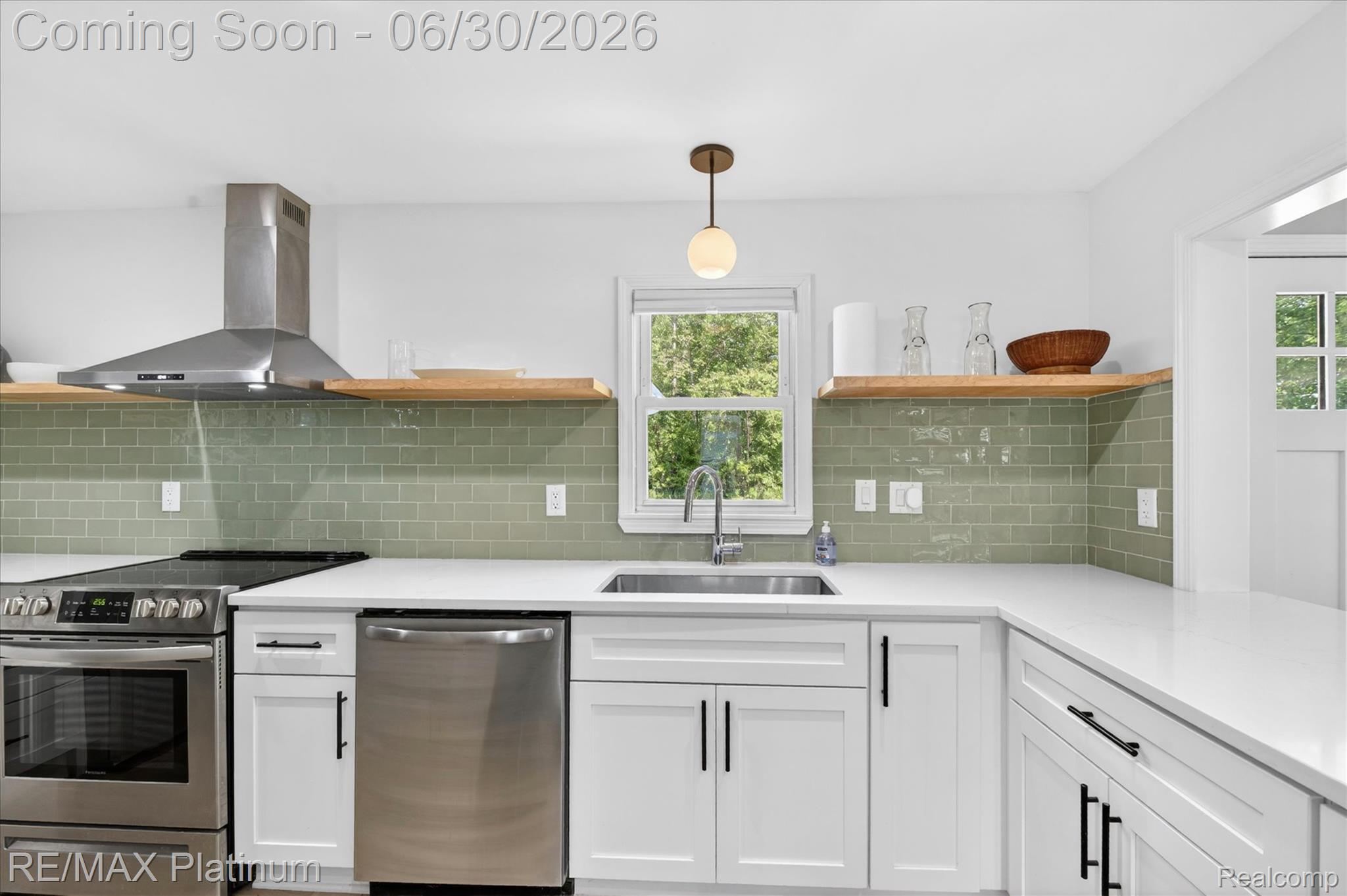 1462 South Hughes Road Howell, MI 48843 - Photo 7 of 37 16-1462-S-Hughes-Rd-Howell-MI-48843-WindowStill.jpg