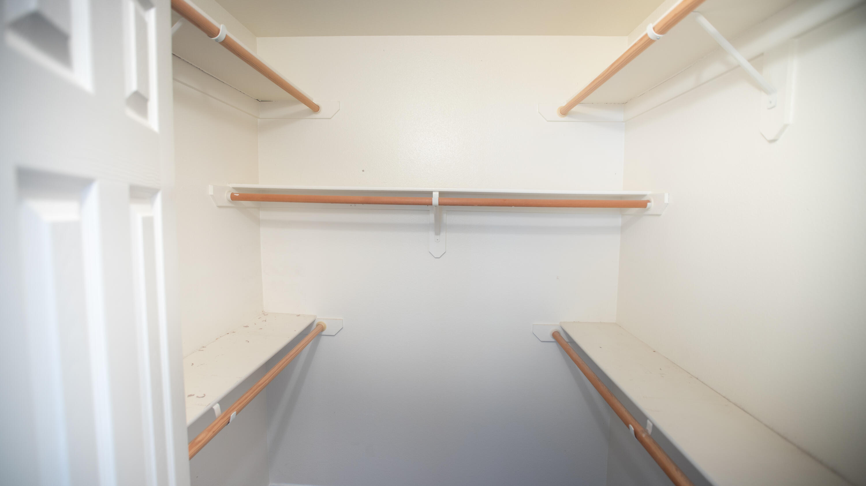 68320 Durango Road Cathedral City, CA 92234 - Photo 26 of 29 Walk in Closet #2