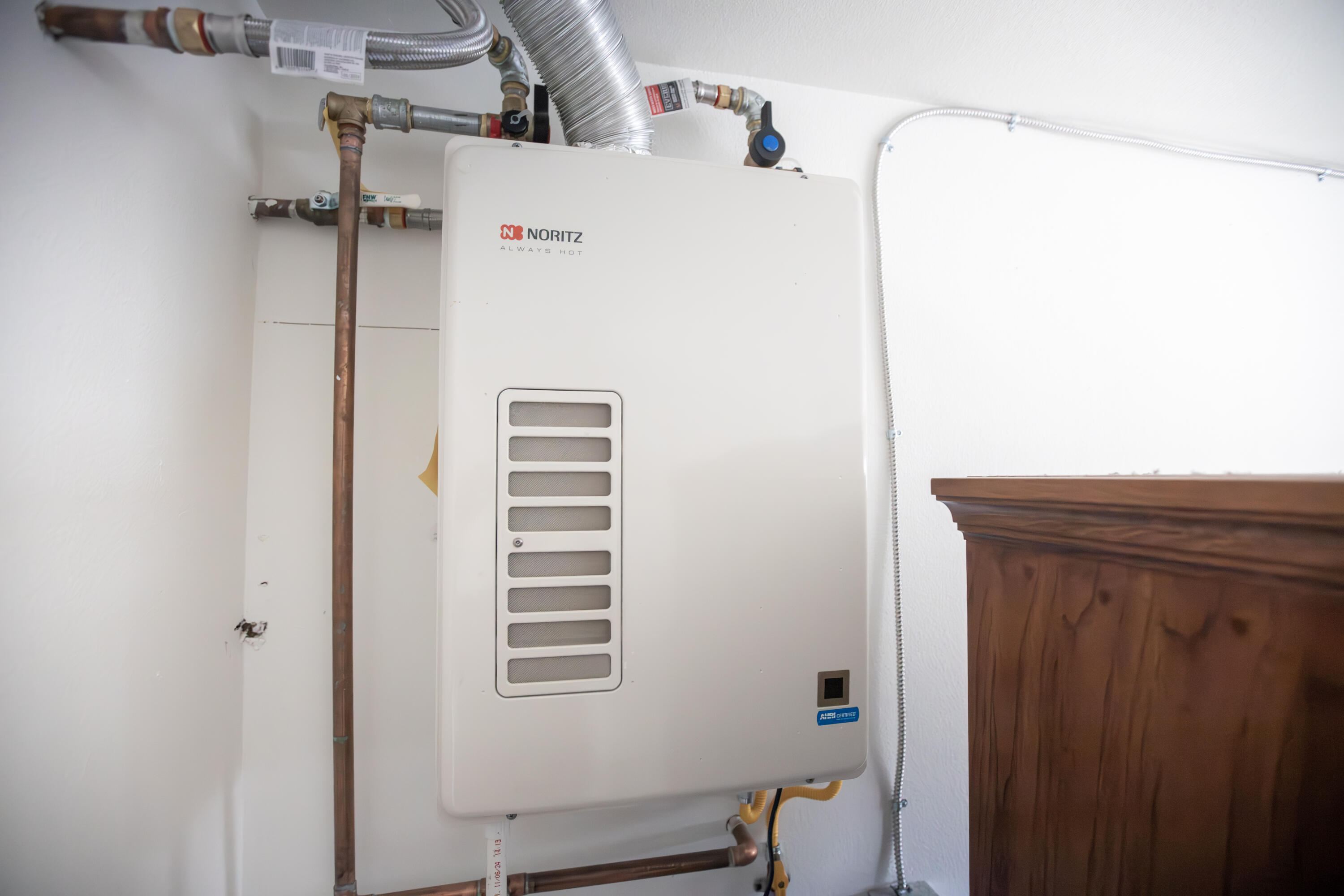 68320 Durango Road Cathedral City, CA 92234 - Photo 28 of 29 New Tankless Water Heater