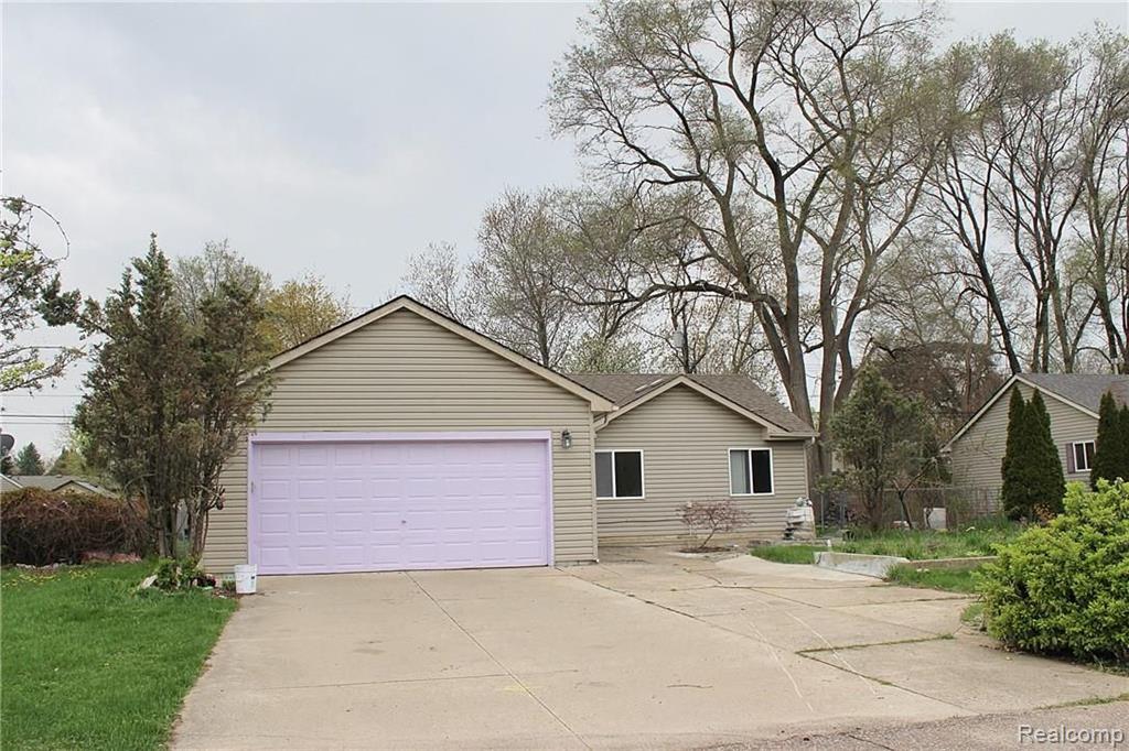 46245 Dequindre Road Rochester, MI 48307 - Photo 2 of 19