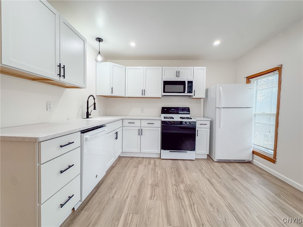 10 Beach Avenue Auburn, NY 13021 - Photo 3 of 13