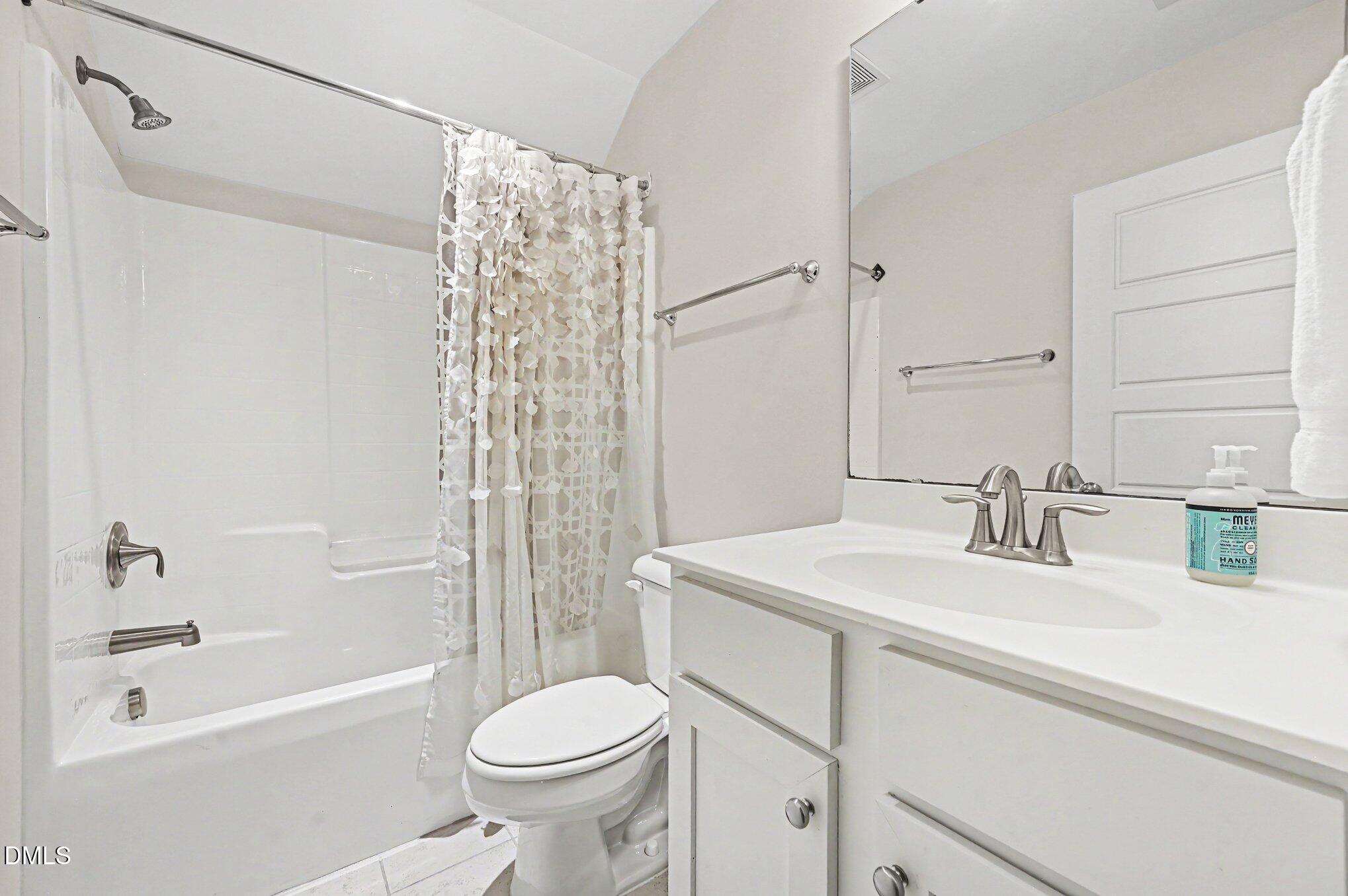 1007 Midtowne Way Durham, NC 27713 - Photo 24 of 32 024_file_5680
