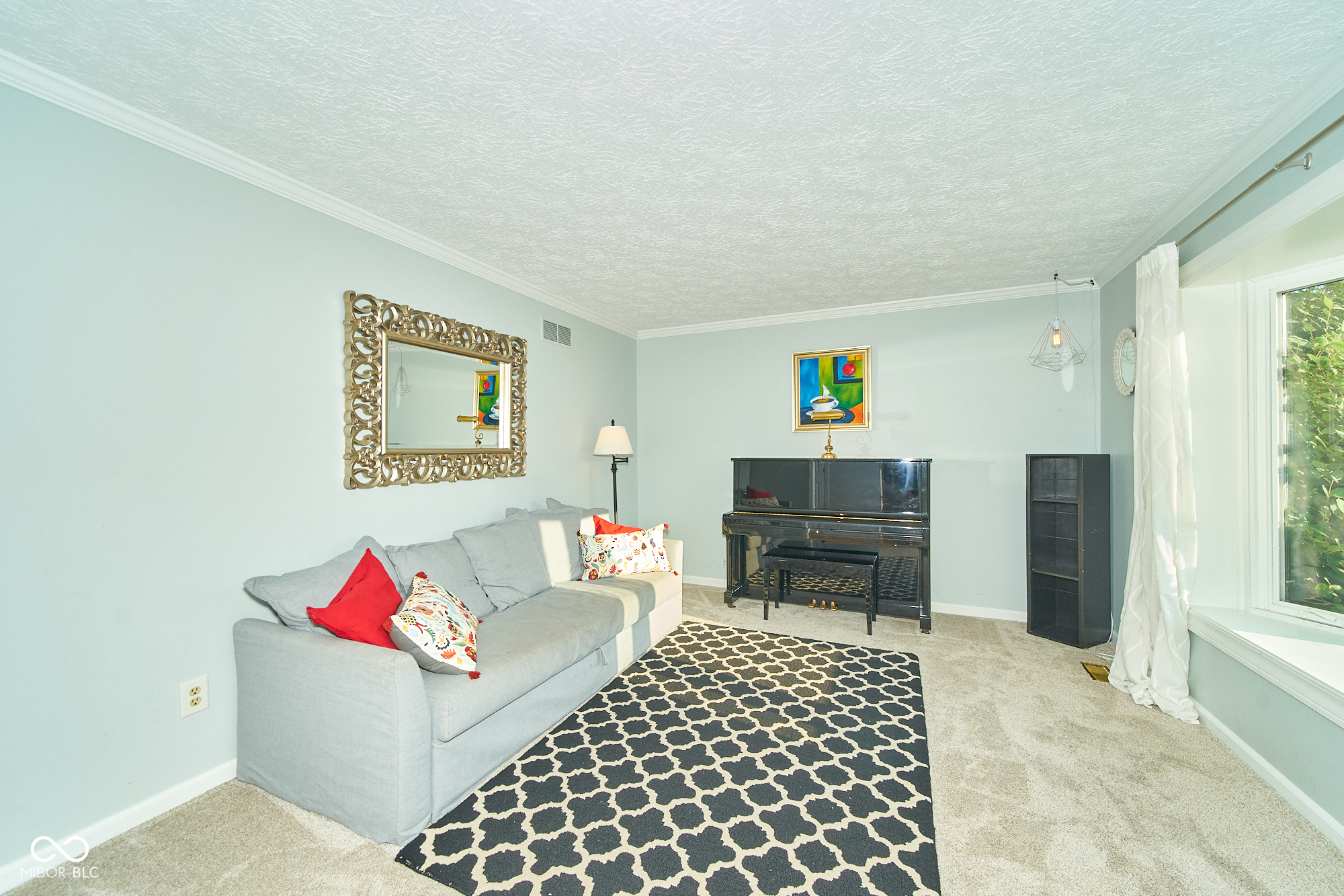 13060 Wembly Circle Carmel, IN 46033 - Photo 5 of 37 Gallery Image 5