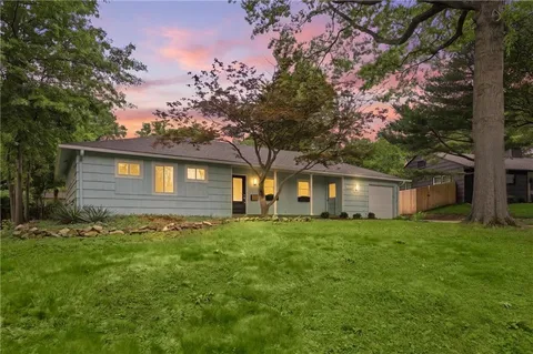 $515,000 | 7740 Briar Street, Prairie Village, KS 66208