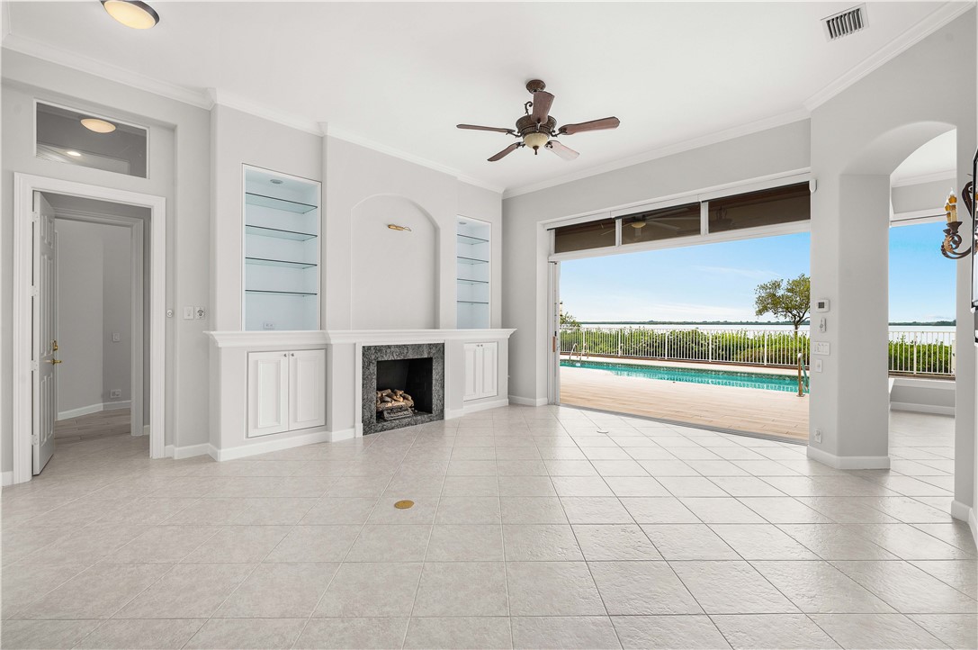 111 Sandpointe Drive Vero Beach, FL 32963 - Photo 7 of 35