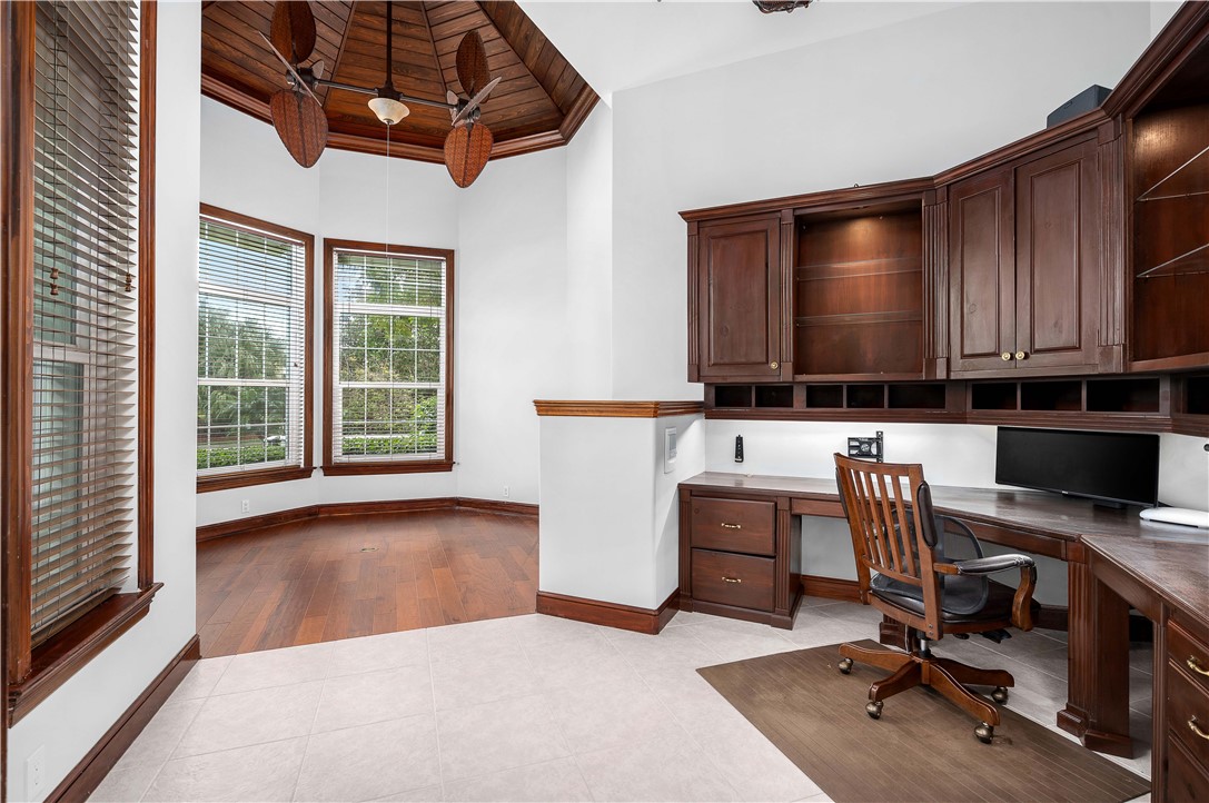 111 Sandpointe Drive Vero Beach, FL 32963 - Photo 8 of 35