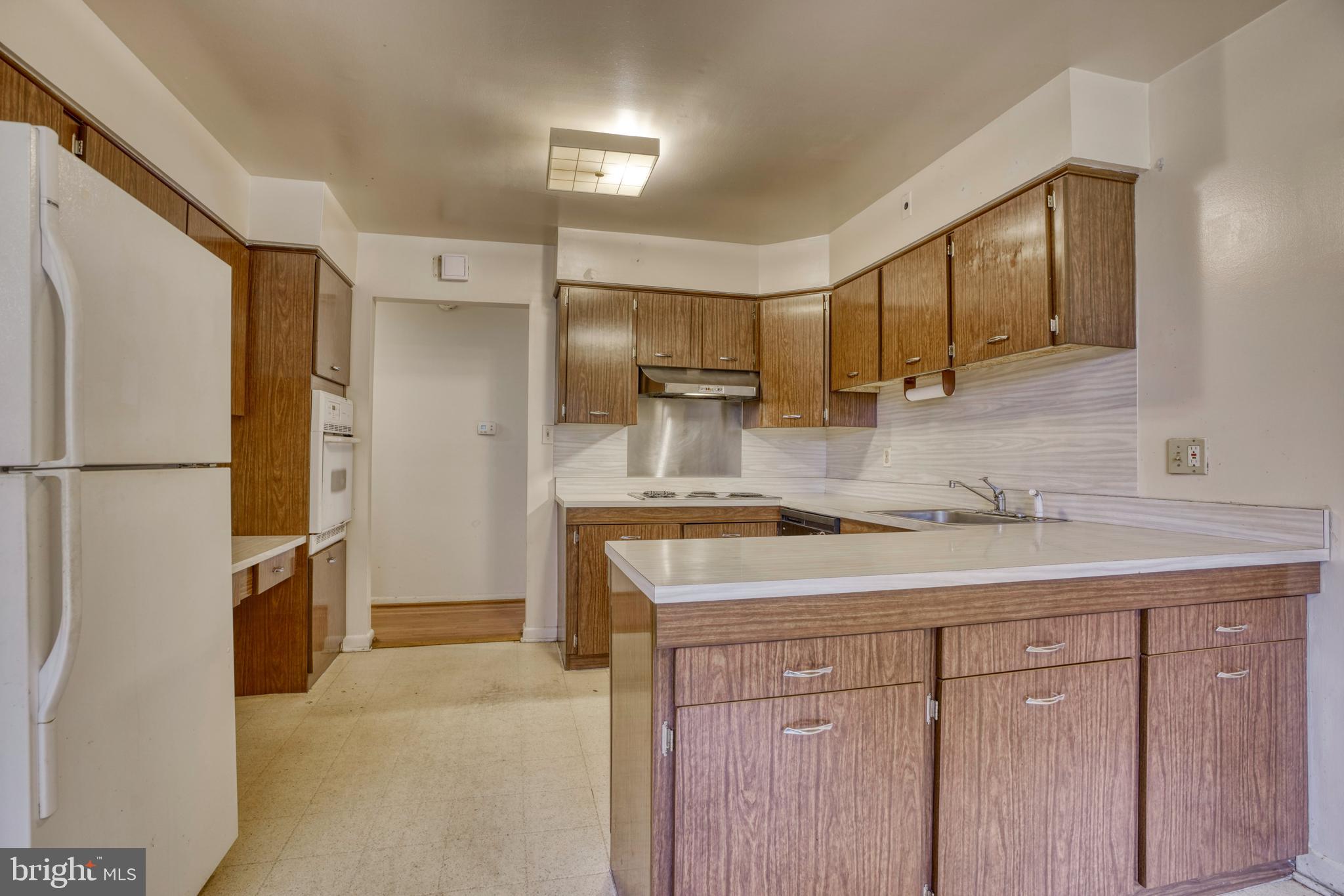 4509 Maryknoll Road Baltimore, MD 21208 - Photo 20 of 57