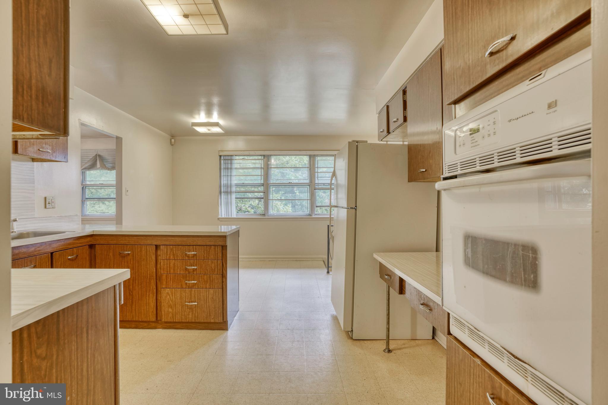 4509 Maryknoll Road Baltimore, MD 21208 - Photo 23 of 57