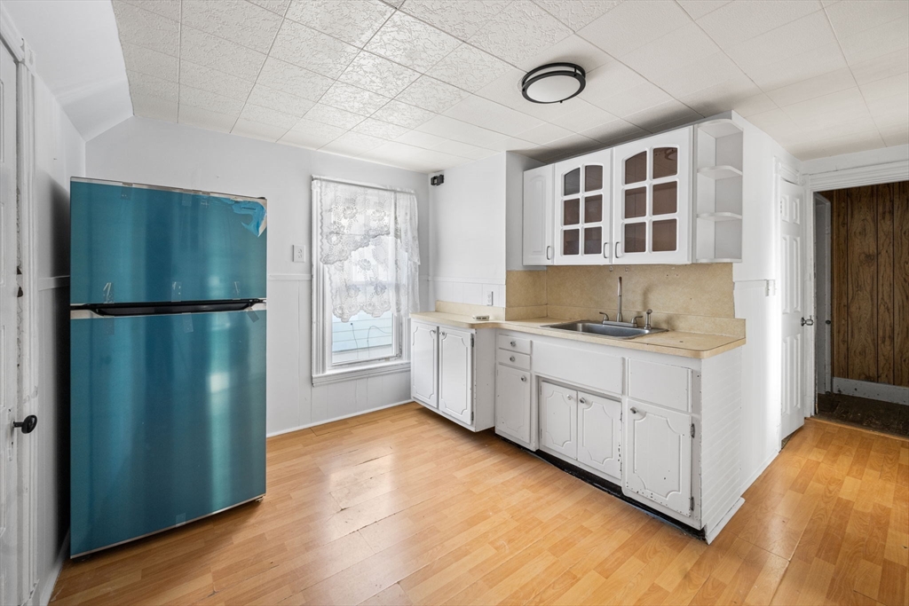 14 Porter Street, Unit 3 Everett, MA 02149 - Photo 2 of 10