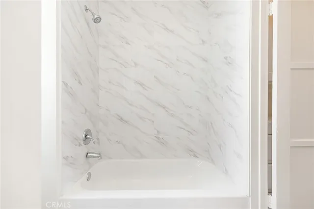 $2,300 | 1367 North Mentor Avenue, Pasadena, CA 91104