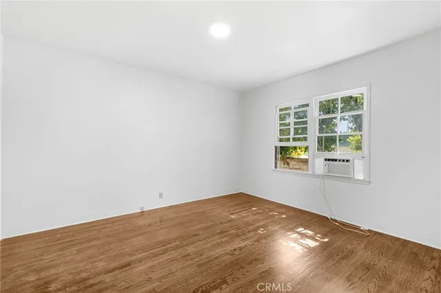 $2,300 | 1367 North Mentor Avenue, Pasadena, CA 91104