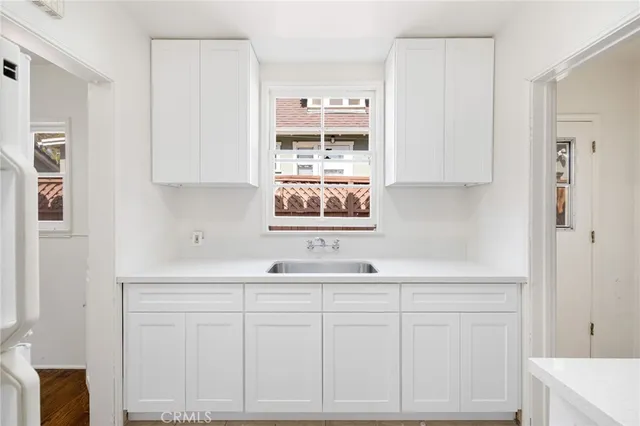 $2,300 | 1367 North Mentor Avenue, Pasadena, CA 91104