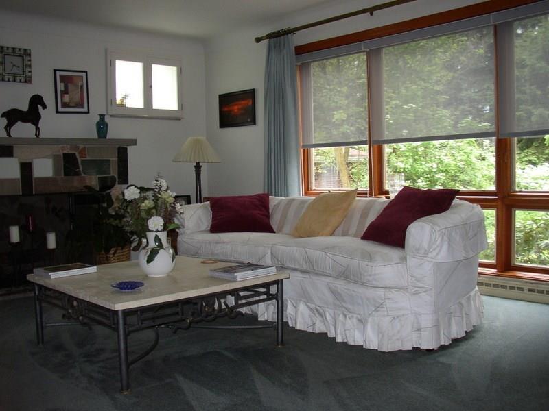 306 Lougeay Road Pittsburgh, PA 15235 - Photo 6 of 24 Gallery Image 6