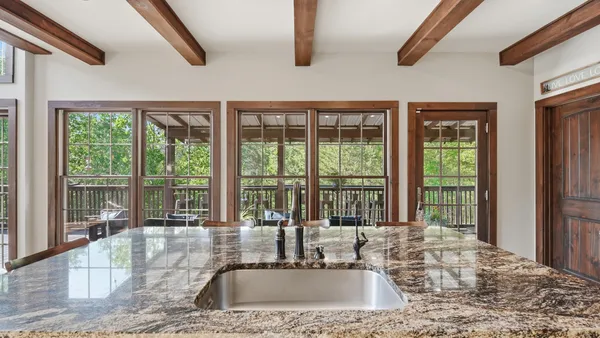 $925,000 | 169 Cherokee Ridge Drive, Ocoee, TN 37361
