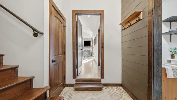 $925,000 | 169 Cherokee Ridge Drive, Ocoee, TN 37361