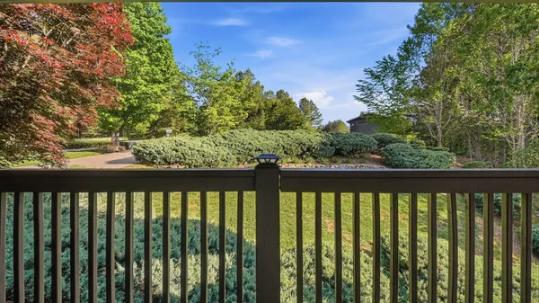 $925,000 | 169 Cherokee Ridge Drive, Ocoee, TN 37361