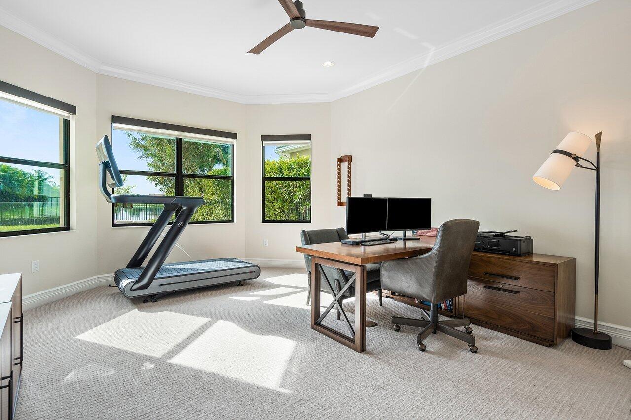 9736 Rennes Lane Delray Beach, FL 33446 - Photo 18 of 51 024-9736RennesLane-DelrayBeach-FL-33446-