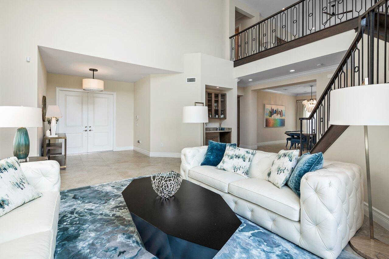 9736 Rennes Lane Delray Beach, FL 33446 - Photo 5 of 51 005-9736RennesLane-DelrayBeach-FL-33446-