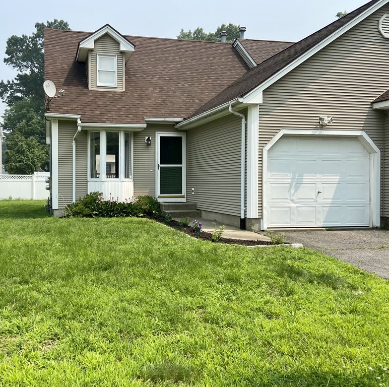 130 Odion Street Springfield, MA 01118 - Photo 1 of 40 Gallery Image 1