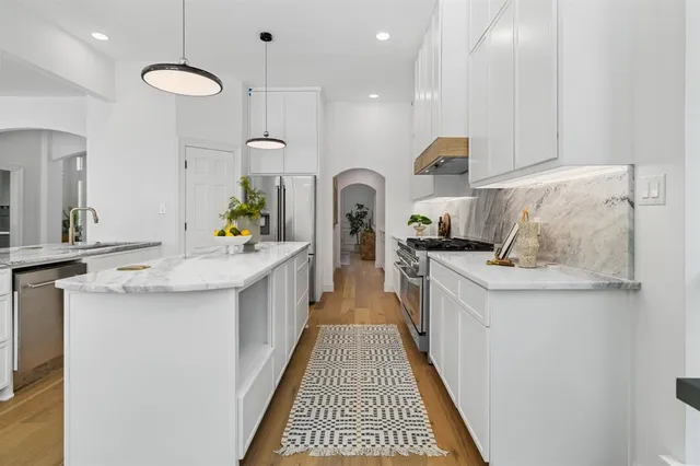 $1,399,990 | 4736 Holly Tree Drive, Dallas, TX 75287