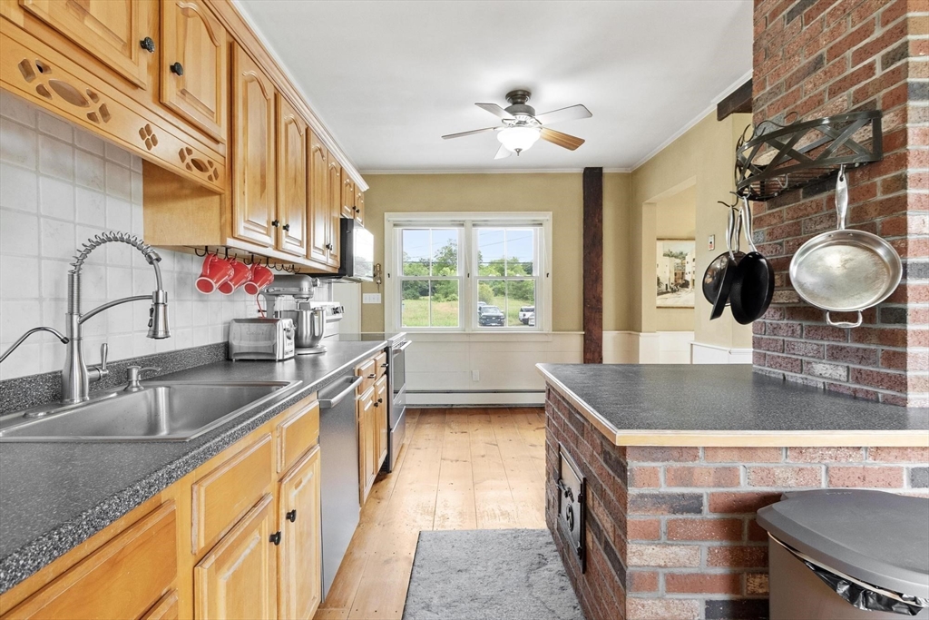 69 Winchendon Road Royalston, MA 01368 - Photo 4 of 42