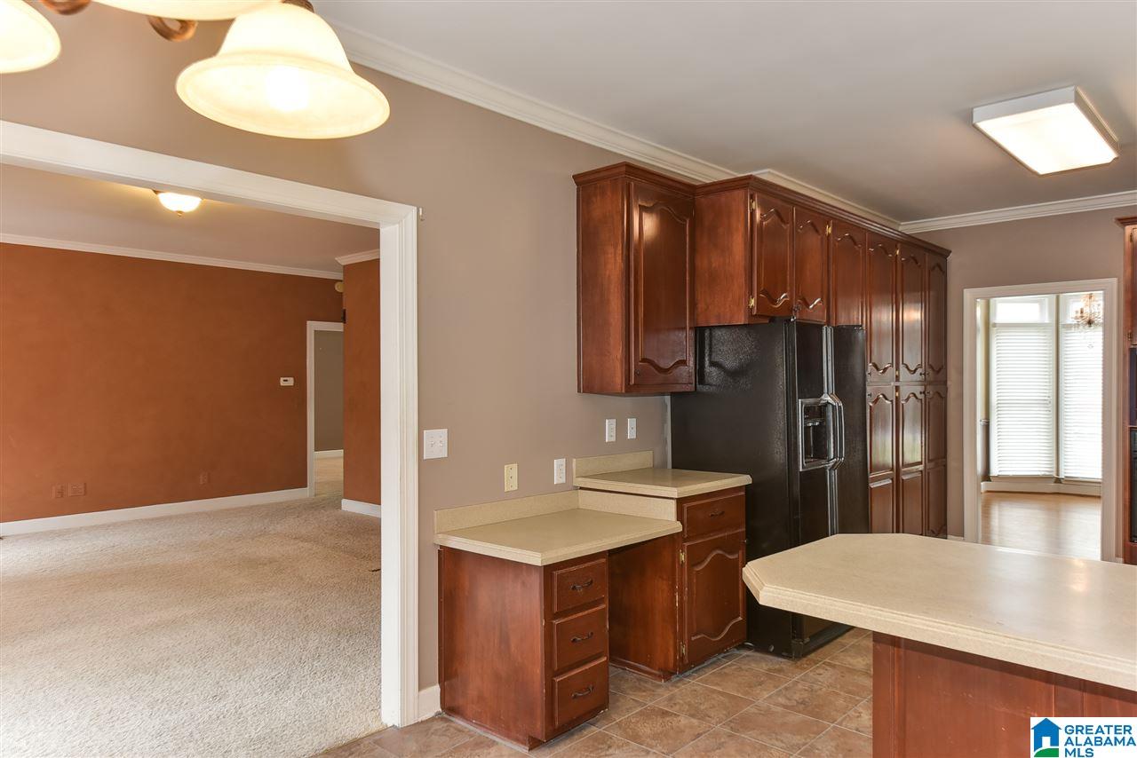 508 Meadow Ridge Circle Birmingham, AL 35242 - Photo 16 of 44 Gallery Image 16