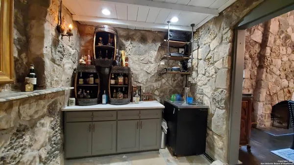 $4,500 | 9810 Park Drive, Helotes, TX 78023